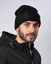 Czapka zimowa URBAN z naszywką