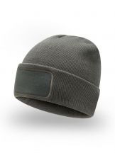 Czapka zimowa URBAN z naszywką - DARK GREY
